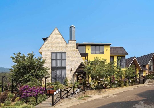 THI CÔNG BIỆT THỰ NGHỈ DƯỠNG 450M2 – SUNCASA VILLA
